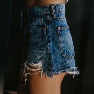 No Boundaries High Waisted Distressed Jean Shorts
